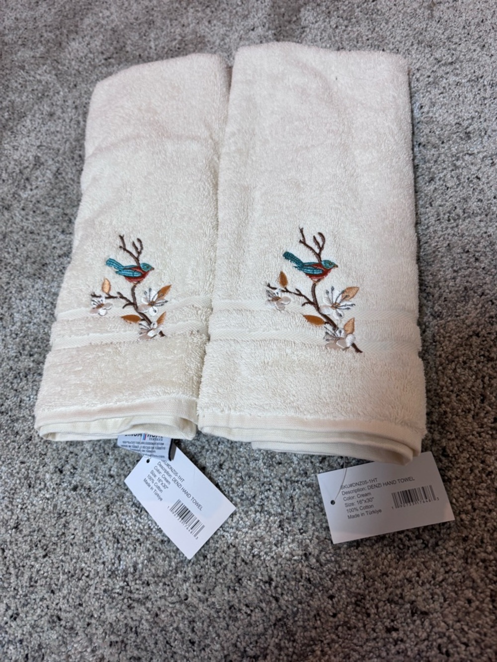 Linum Home Textiles Embroidered Bird Hand Towels, Cream 100% Cotton 2pc 16x30